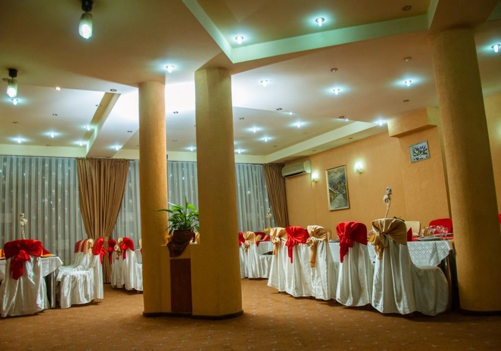 Hotel Cristal Kolozsvár Kültér fotó