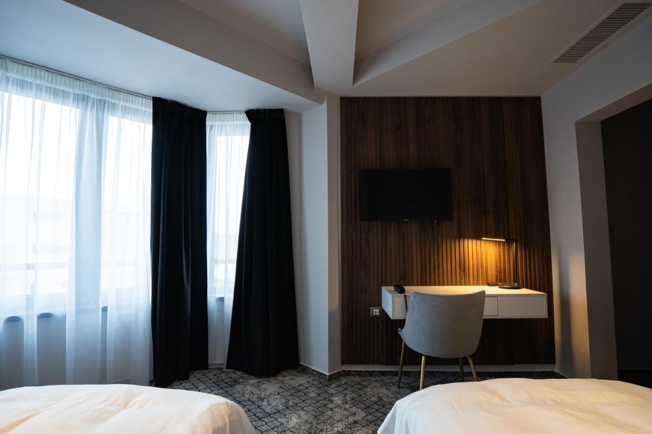 Hotel Cristal Kolozsvár Kültér fotó
