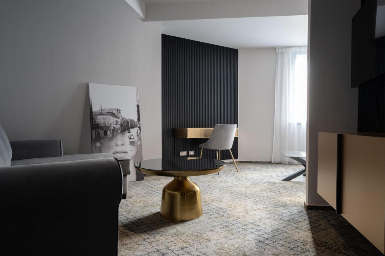 Hotel Cristal Kolozsvár Kültér fotó