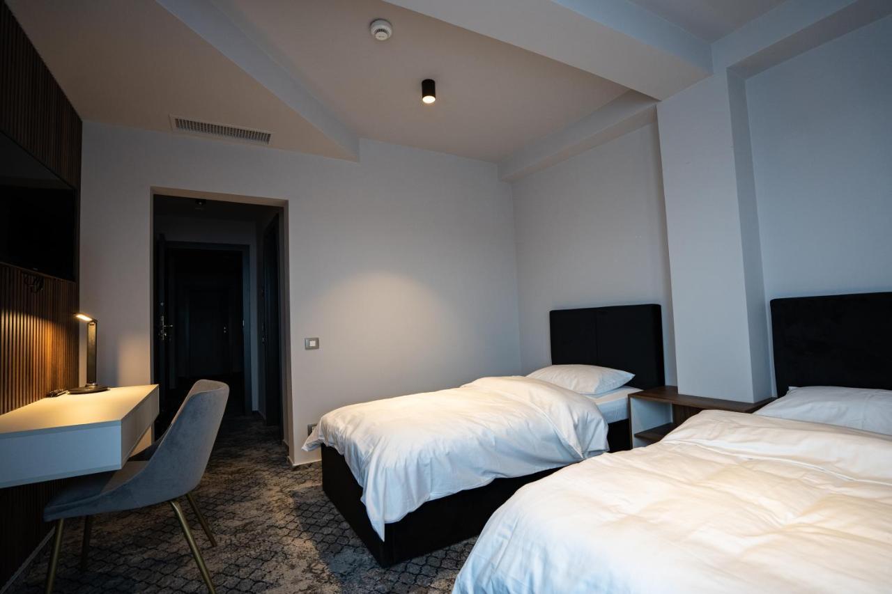 Hotel Cristal Kolozsvár Kültér fotó