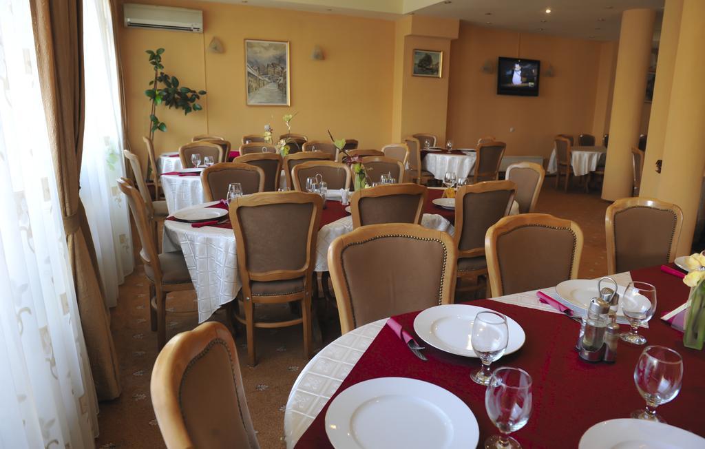 Hotel Cristal Kolozsvár Kültér fotó